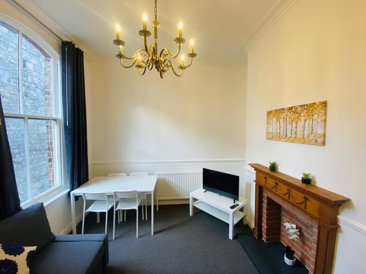 Monkbar View Apartment York Exterior photo
